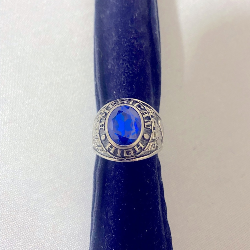 Man’s Class Ring With Blue Stone Set - image 1